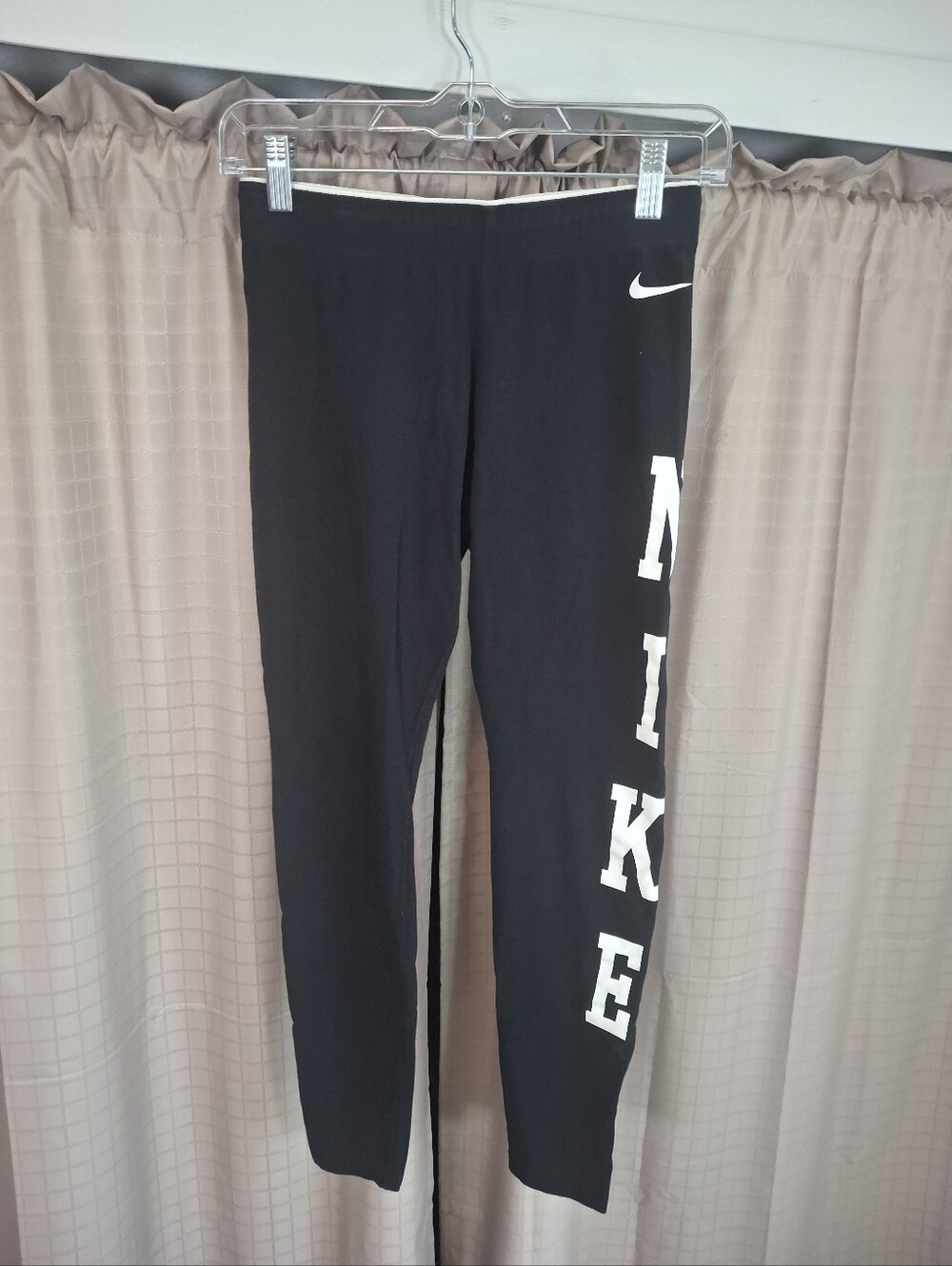 Nike Club Logo Leggings Tapered Leg Black Size Small